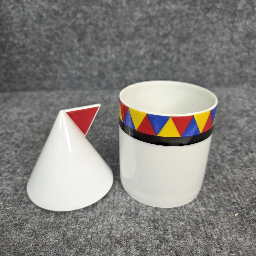 Thomas Atelier Collection Postmodern MEMPHIS Milano Art Porcelain Jar Lid Retro